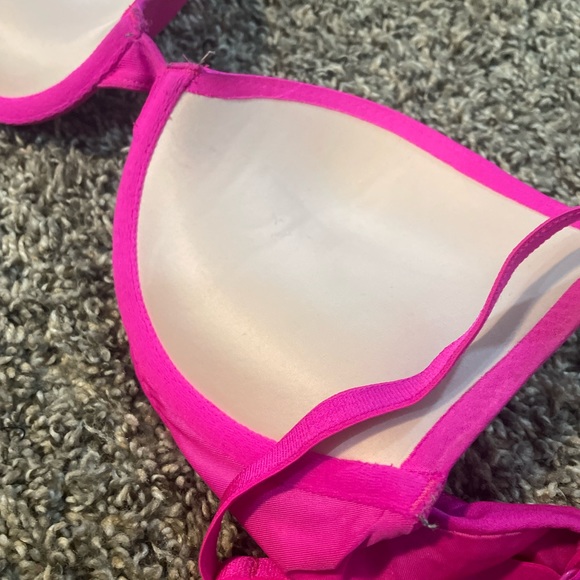 Victorias Secret Very Sexy push-up bra 32b - Picture 6 of 8